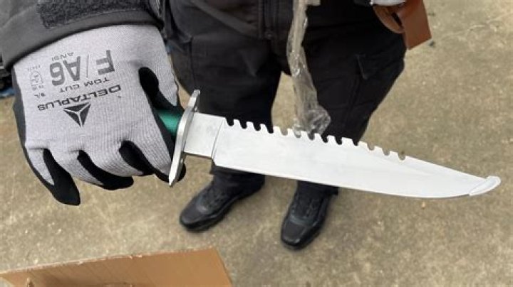 Are machete knives illegal?