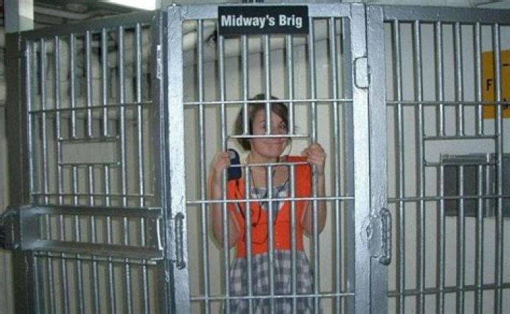 Are there jails on cruise ships?