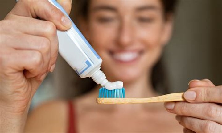 Can I put toothpaste on my teeth overnight?