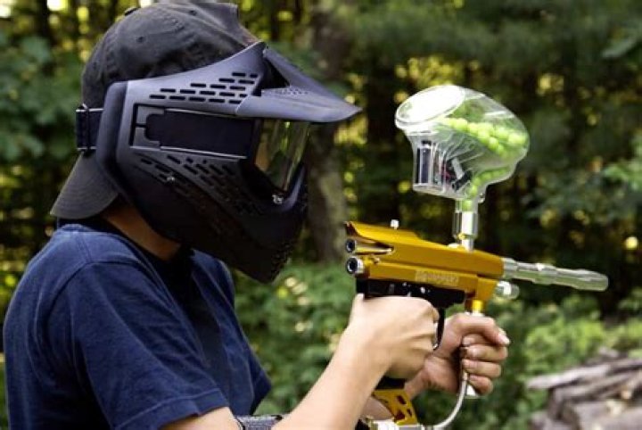 Can you leave paintballs in the hopper?