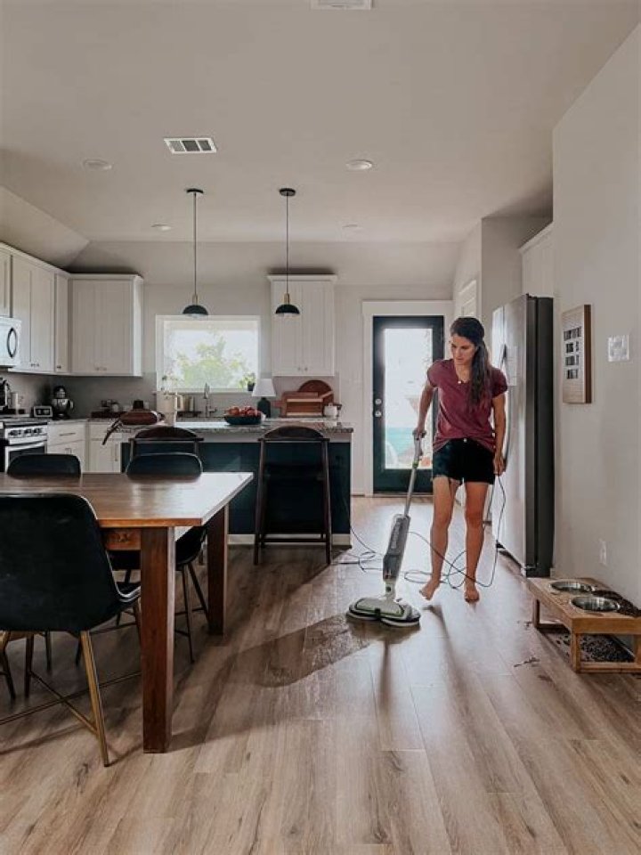 Can you mop vinyl plank flooring?