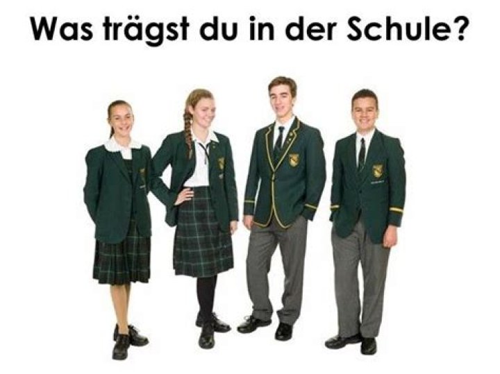 Do German students wear school uniform?