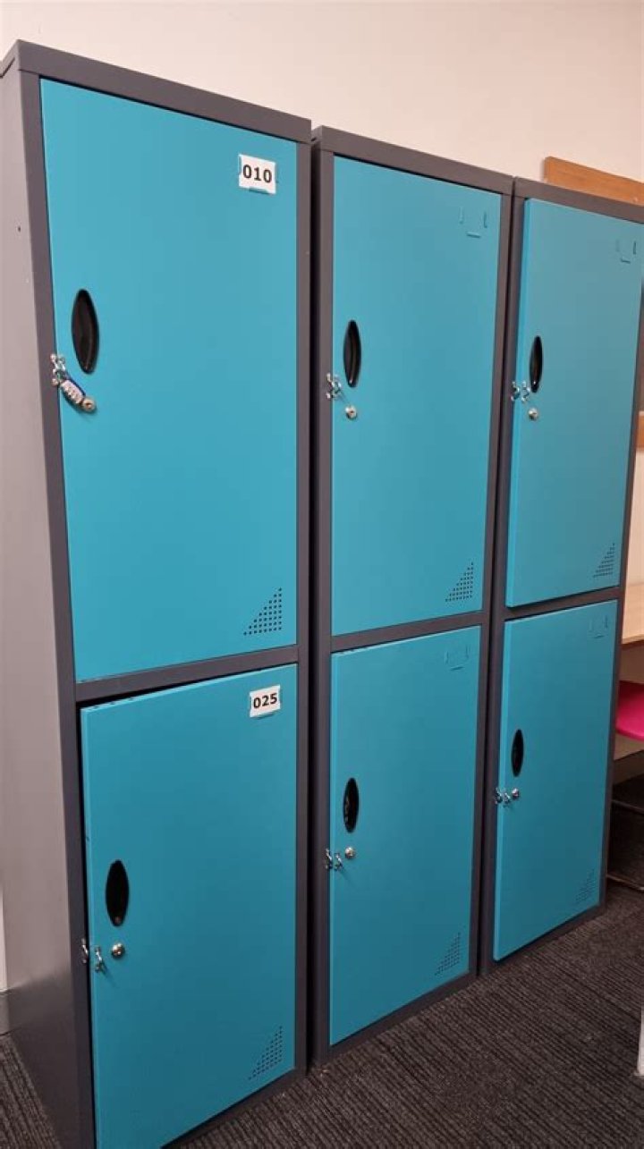 Do NIT hostels have AC?