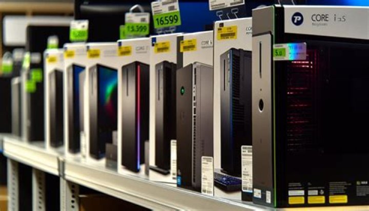 Does Amazon sell refurbished items as new?