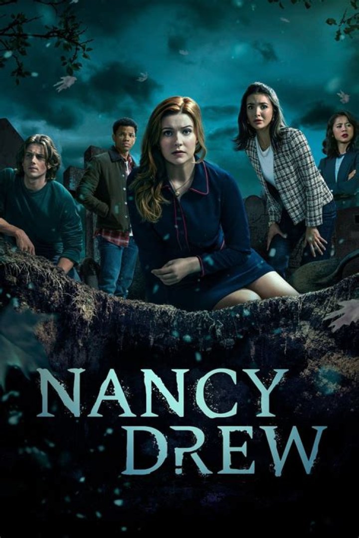 Does Joe hardy like Nancy Drew?