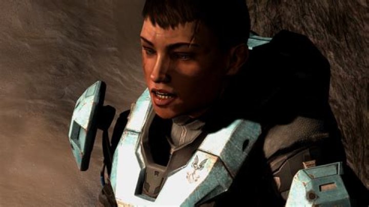 How Spartan Kat lost her arm?