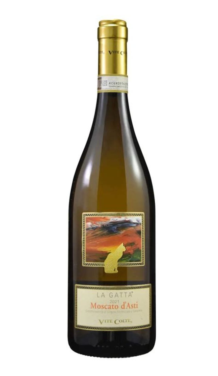 Is moscato d asti sweeter than Moscato?