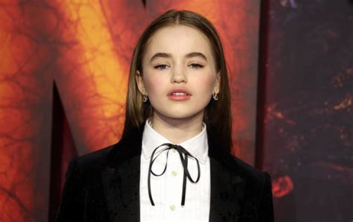 Is Nell Nina's daughter?