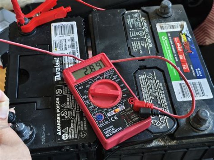 Should a battery boil when charging?
