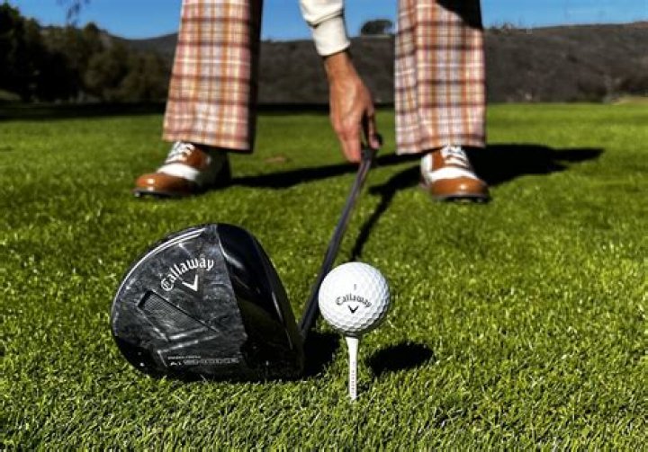 Should the golf ball be in the middle of your stance?