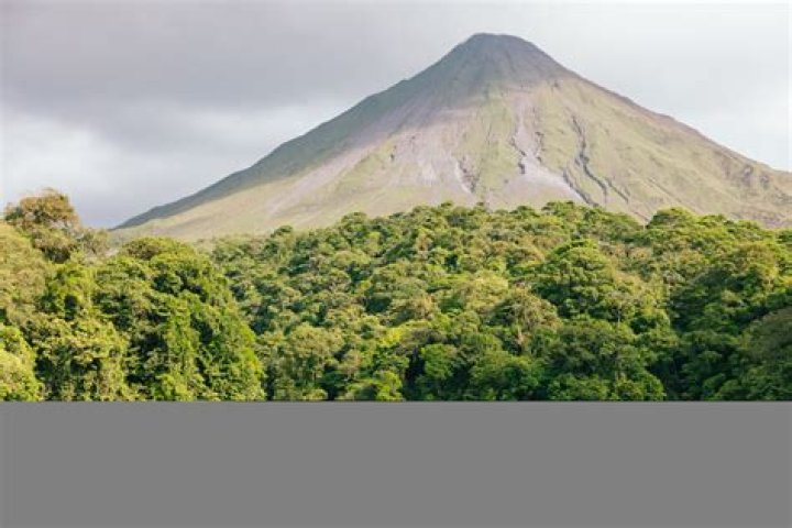 What are the dangers in Costa Rica?