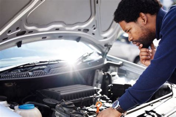 What does bad gas sound like in a car?