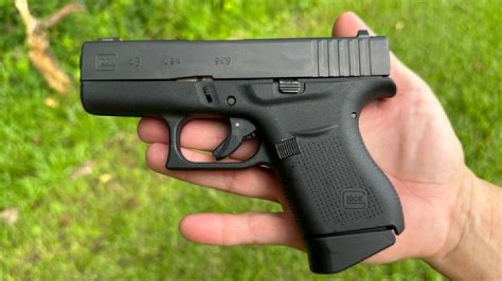 What Glock is best for small hands?