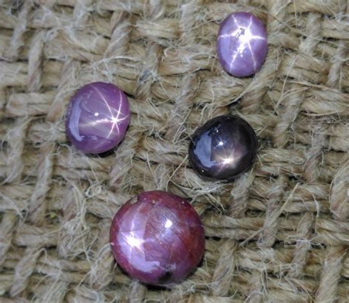 What powers does Star Sapphire have?