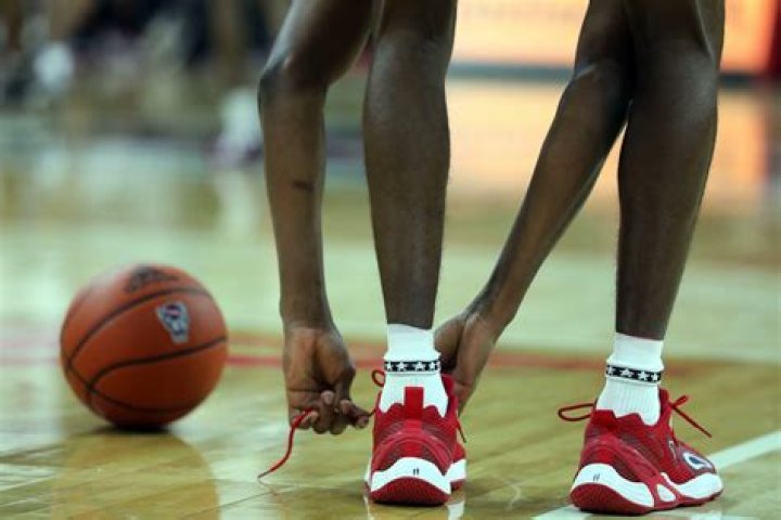 Who has the smallest shoe in the NBA?