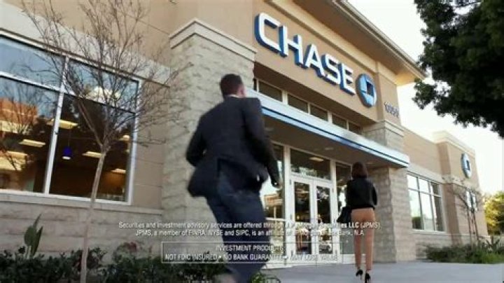 Who is in the Chase Commercial?