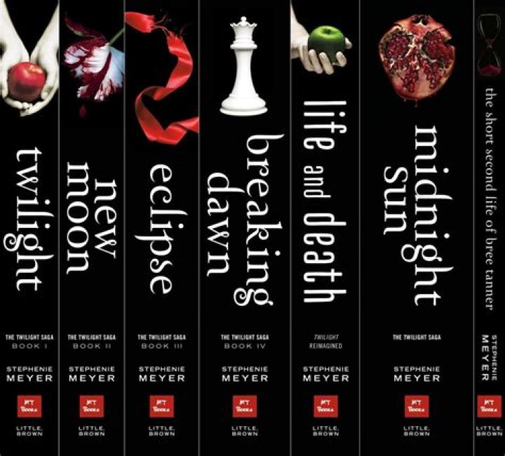 Why did Stephenie Meyer chose Forks?